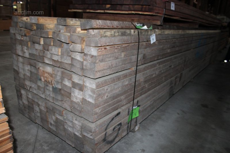 181 houten balken VUREN, afmetingen 44 x 100 x 60&hellip;